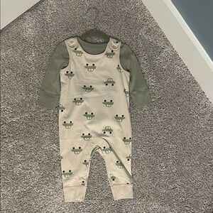 NWOT Hanna Andersson Cream and Green Baby Romper